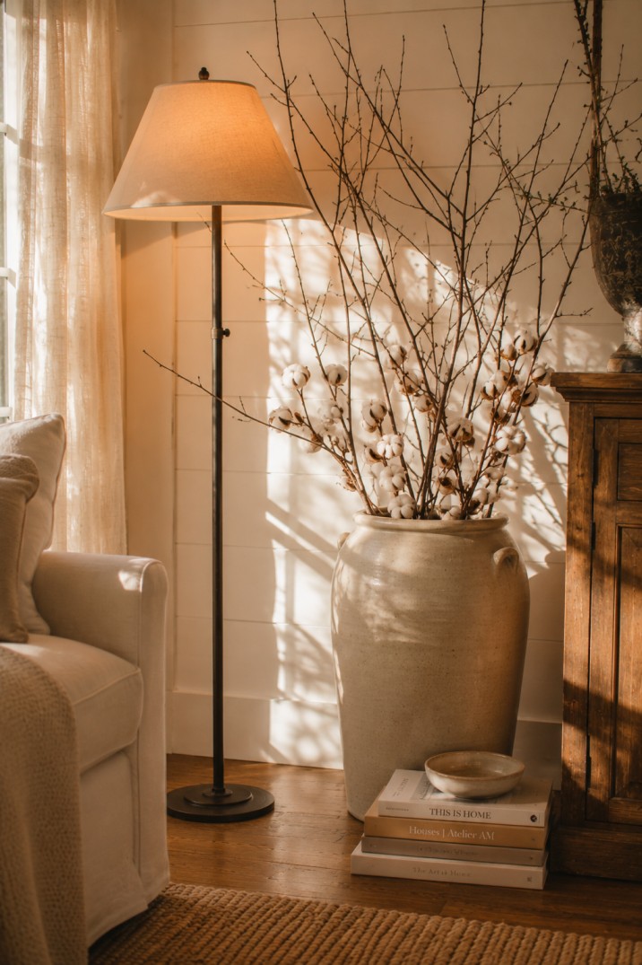 Budget Friendly Farmhouse Living Room Ideas 2026